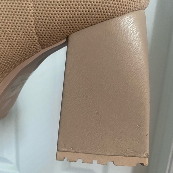 Beige slip on boots, ankle boots 8.5 - Picture 7 of 10